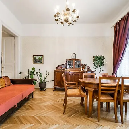 Szondi 4-room Classic *