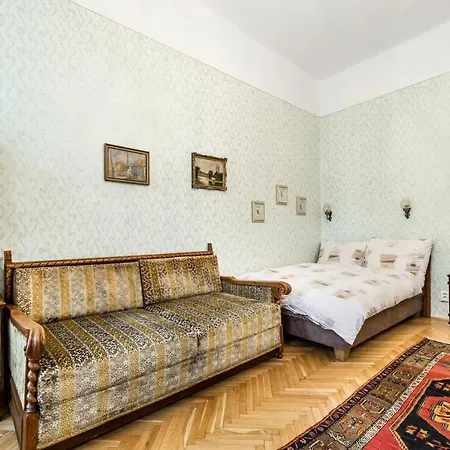Apartment Szondi 4-room Classic *
